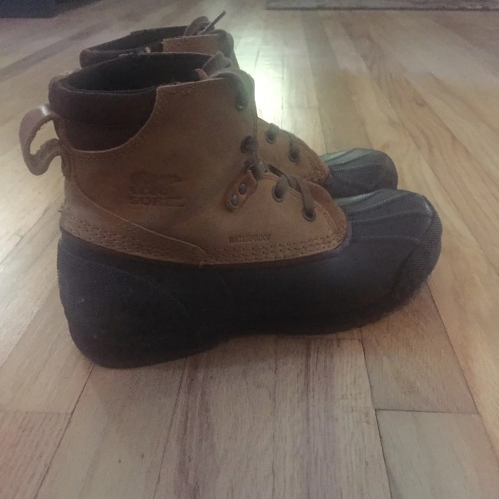 Sorel Womens Boots Size 8